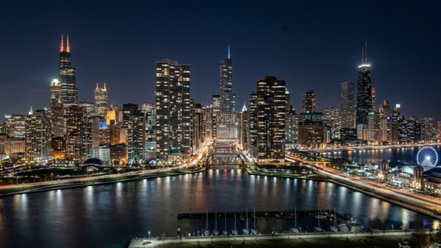 Chicago, Illinois skyline at dusk